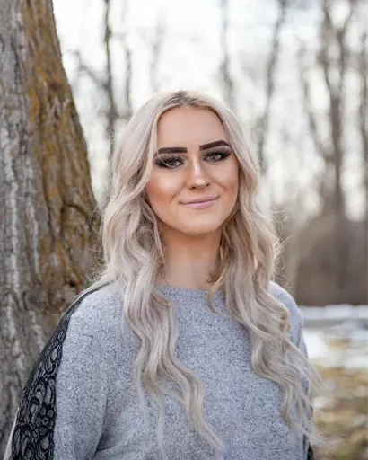 Meghan Headshot